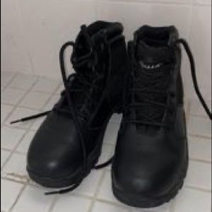 EMT BOOT